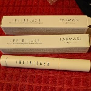 Farmasi Infinilash Mascara - Classic Black